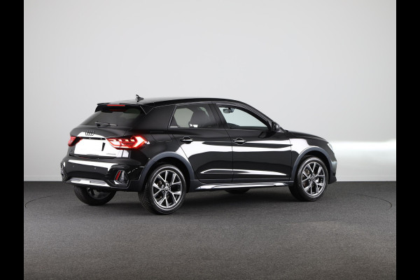 Audi A1 allstreet 30 TFSI Advanced edition 110pk | Parkeerrijcamera, keyless entry, verwarmbare voerstoelen, led koplampen