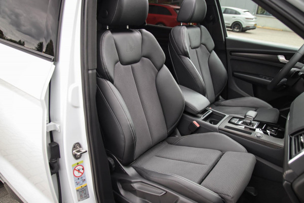 Audi Q5 Sportback 50TFSI e Quattro Competition S Edition S-Line 299pk Automaat|1e|Panoramadak|Virtual Cockpit|Luchtvering|OLED|B&O