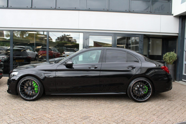 Mercedes-Benz C-Klasse AMG 63