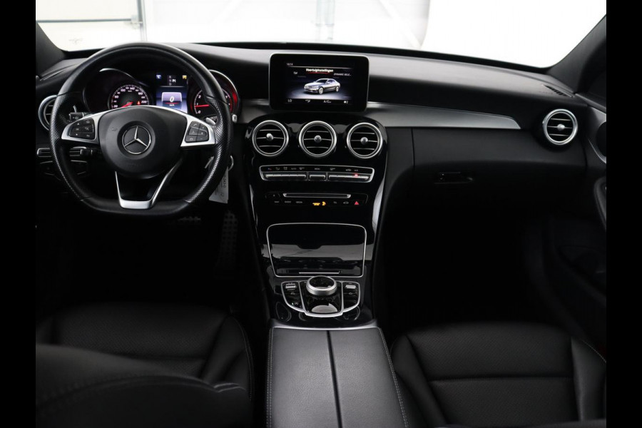 Mercedes-Benz C-Klasse 180 AMG Sport Edition | Stoelverwarming | Camera | Leder | Navigatie | Full LED | Park Assist | Climate control | Bluetooth