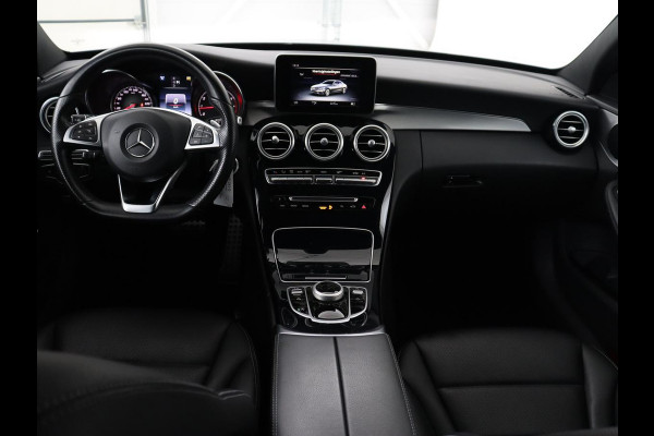 Mercedes-Benz C-Klasse 180 AMG Sport Edition | Stoelverwarming | Camera | Leder | Navigatie | Full LED | Park Assist | Climate control | Bluetooth