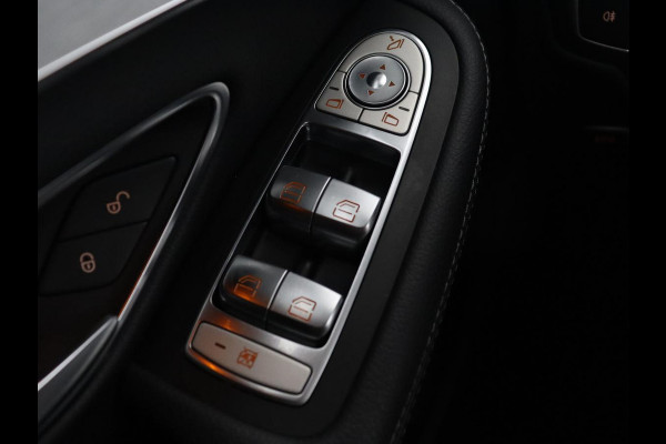 Mercedes-Benz C-Klasse 180 AMG Sport Edition | Stoelverwarming | Camera | Leder | Navigatie | Full LED | Park Assist | Climate control | Bluetooth