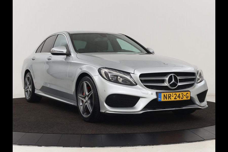 Mercedes-Benz C-Klasse 180 AMG Sport Edition | Stoelverwarming | Camera | Leder | Navigatie | Full LED | Park Assist | Climate control | Bluetooth