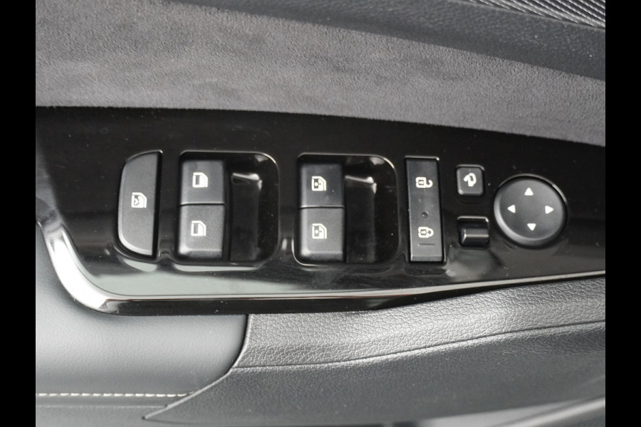 Kia Sportage 1.6 T-GDi Hybrid GT-Line Apple Carlpay/Android Auto - Cruise Control Adapatief - Dodehoekdetectie - Panorama Dak - Navigatie -  Stoel/Stuurverwarming - Trekhaak - Fabrieksgarantie tot 05-2031