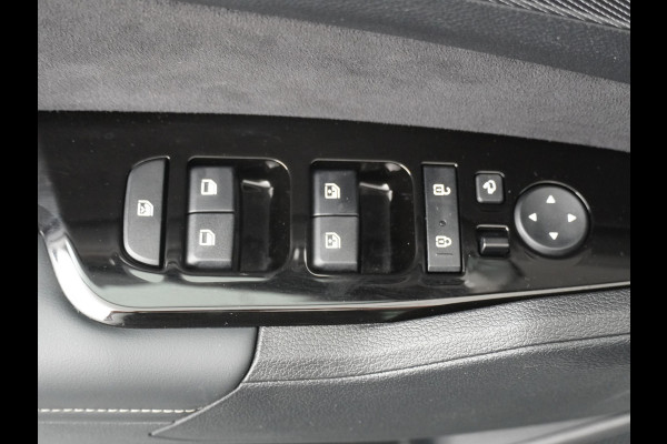 Kia Sportage 1.6 T-GDi Hybrid GT-Line Apple Carlpay/Android Auto - Cruise Control Adapatief - Dodehoekdetectie - Panorama Dak - Navigatie -  Stoel/Stuurverwarming - Trekhaak - Fabrieksgarantie tot 05-2031