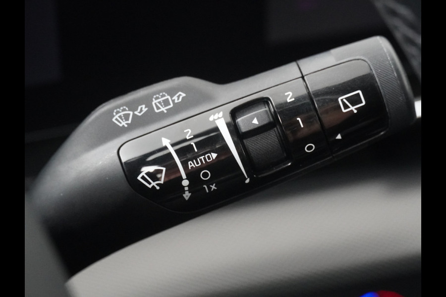Kia Sportage 1.6 T-GDi Hybrid GT-Line Apple Carlpay/Android Auto - Cruise Control Adapatief - Dodehoekdetectie - Panorama Dak - Navigatie -  Stoel/Stuurverwarming - Trekhaak - Fabrieksgarantie tot 05-2031