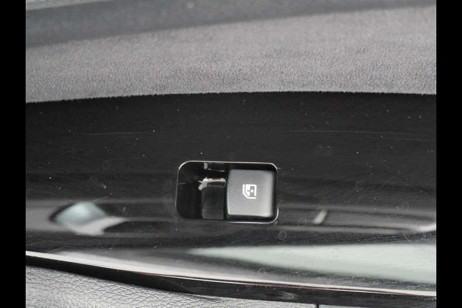 Kia Sportage 1.6 T-GDi Hybrid GT-Line Apple Carlpay/Android Auto - Cruise Control Adapatief - Dodehoekdetectie - Panorama Dak - Navigatie -  Stoel/Stuurverwarming - Trekhaak - Fabrieksgarantie tot 05-2031
