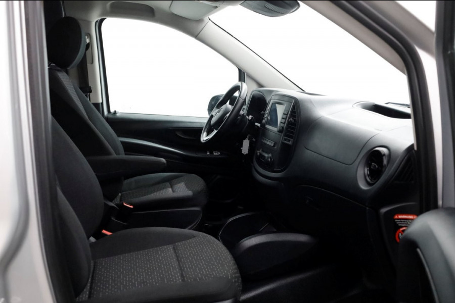Mercedes-Benz Vito 114 CDI 136pk Compact 9G Automaat 2x Schuifdeur/LED/Camera/Navi/Inrichting 05-2022
