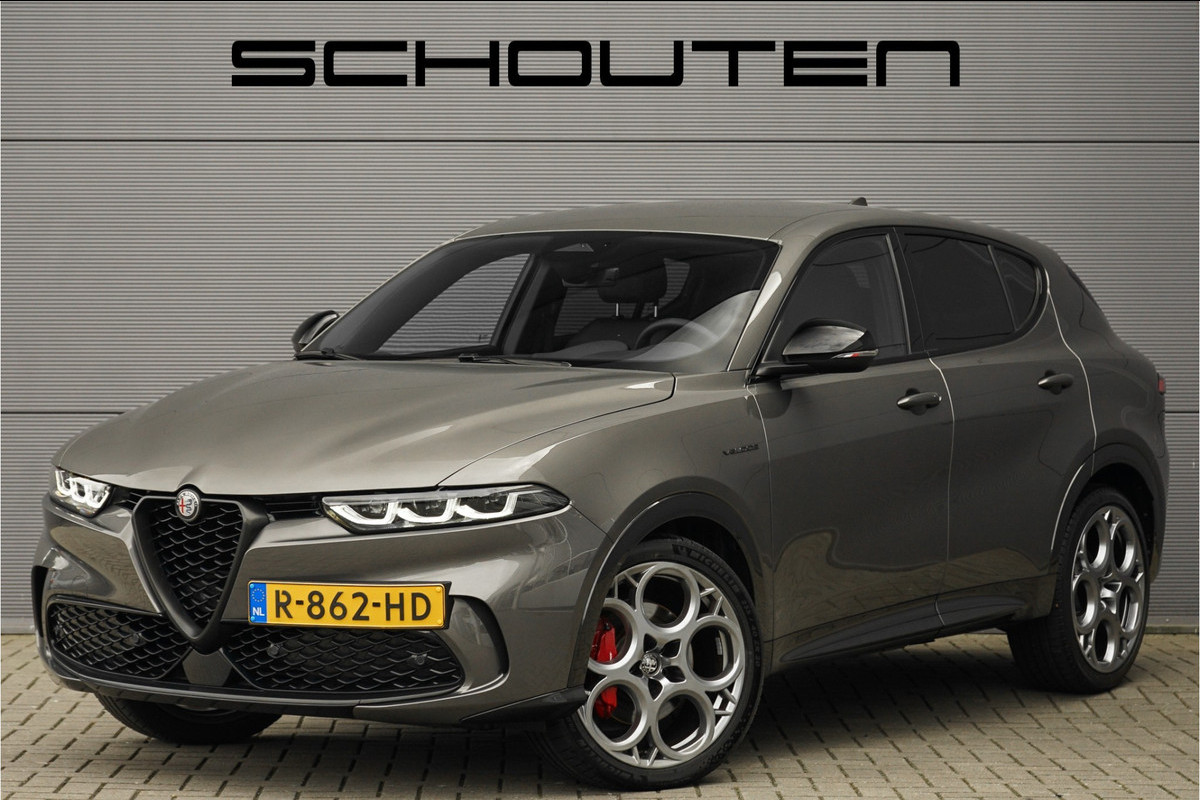 Alfa Romeo Tonale 1.5T Hybrid Veloce 160PK H/K Matrix LED 20" Alfa Romeo Tonale 1.5T Hybrid Veloce 160PK H/K Matrix LED 20"