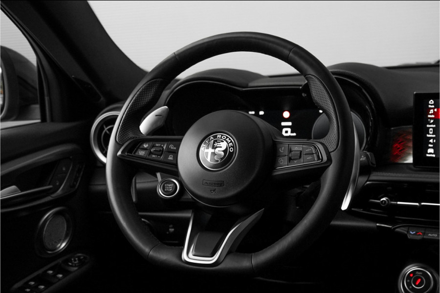 Alfa Romeo Tonale 1.5T Hybrid Veloce 160PK H/K Matrix LED 20"