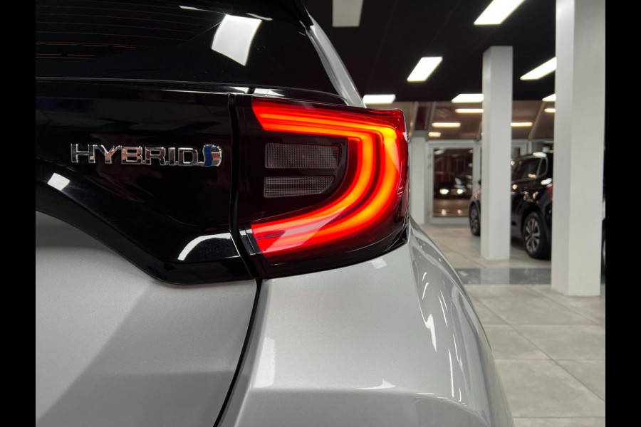Toyota Yaris 1.5 Hybrid Dynamic | Carplay | Camera | Cruise|