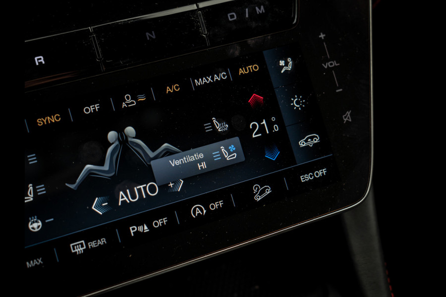 Maserati Grecale 3.0 V6 Trofeo 530pk | Pano-dak | Sonus Faber | Stoelventilatie | Luchtvering