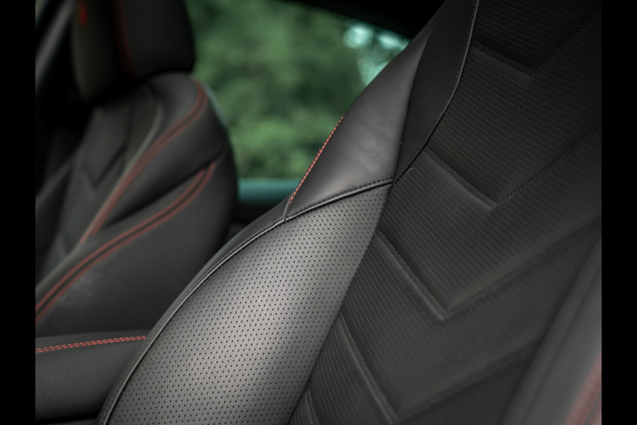 Maserati Grecale 3.0 V6 Trofeo 530pk | Pano-dak | Sonus Faber | Stoelventilatie | Luchtvering