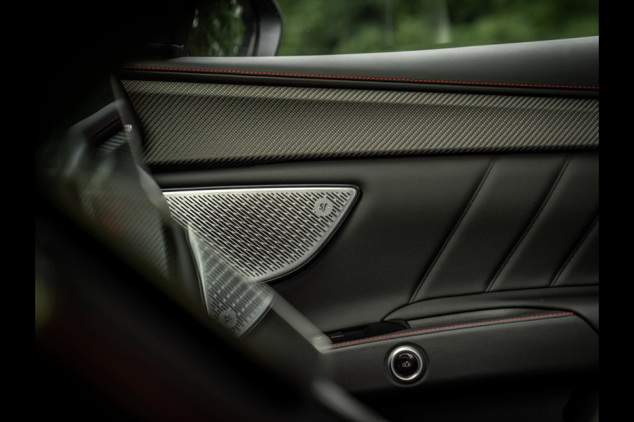 Maserati Grecale 3.0 V6 Trofeo 530pk | Pano-dak | Sonus Faber | Stoelventilatie | Luchtvering
