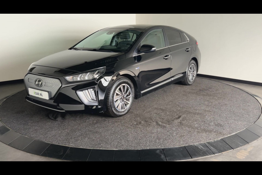 Hyundai IONIQ Comfort EV 38 kWh | Auto in nieuwstaat! | Infinity sound | Stoelverwarming | Soh (batterijcheck) 97,1 %
