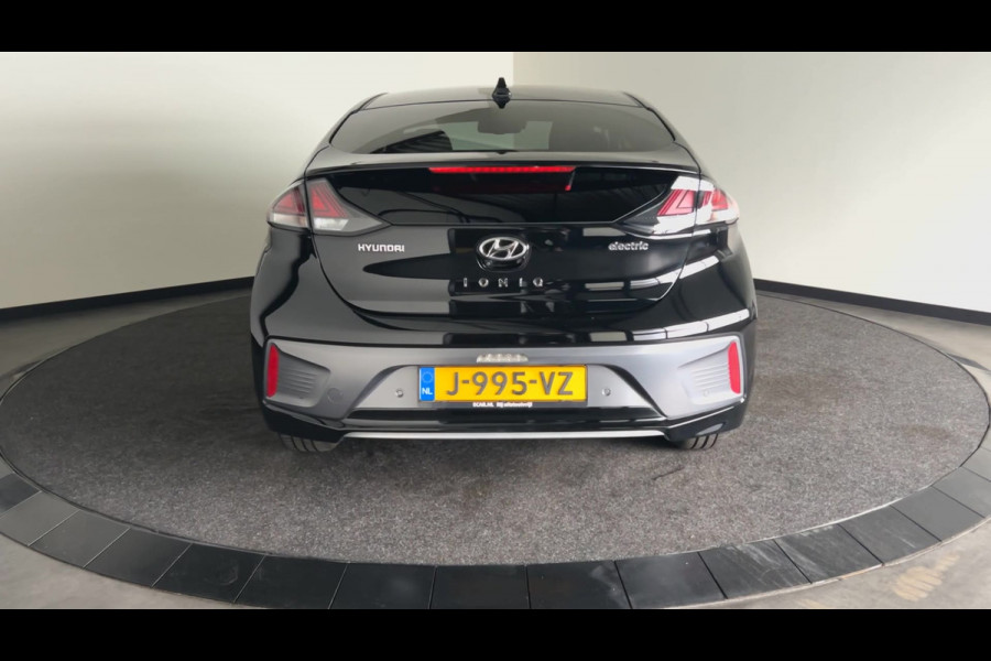 Hyundai IONIQ Comfort EV 38 kWh | Auto in nieuwstaat! | Infinity sound | Stoelverwarming | Soh (batterijcheck) 97,1 %