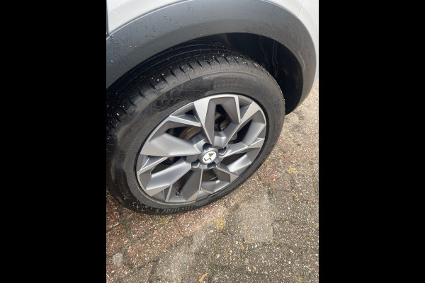 DS DS 3 Crossback E-Tense So Chic 50 kWh | Lederen Bekleding | Head Up Display | Zwart dak | Wordt verwacht