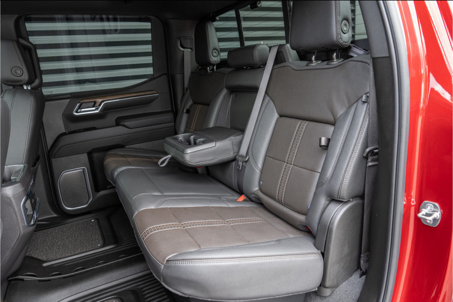 Chevrolet Silverado 6.2 V8 High Country LPG - Trainhorn- Tonneaucover- Mickey Thompson