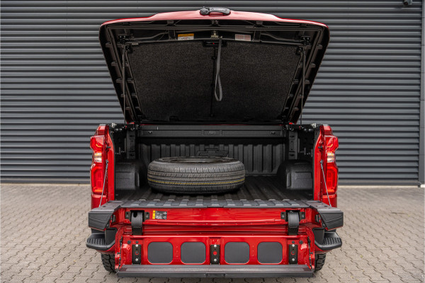 Chevrolet Silverado 6.2 V8 High Country LPG - Trainhorn- Tonneaucover- Mickey Thompson