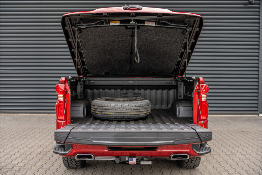 Chevrolet Silverado 6.2 V8 High Country LPG - Trainhorn- Tonneaucover- Mickey Thompson