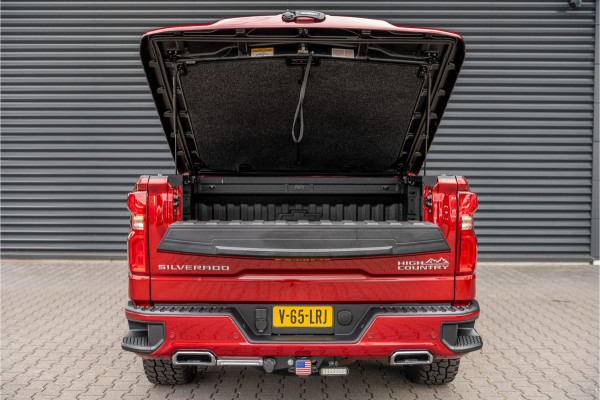 Chevrolet Silverado 6.2 V8 High Country LPG - Trainhorn- Tonneaucover- Mickey Thompson