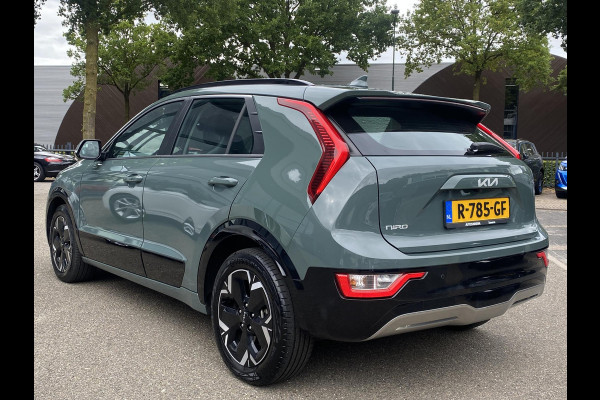 Kia Niro EV DynamicLine 64.8 kWh 1e Eigenaar | Originele NL Auto | Adaptieve Cruise Controle | Achteruitrijcamera | Navigatie | 3-fase | SOH 100% | Fabrieksgarantie tot 08-2029 | Rijklaar geleverd!