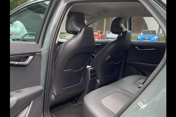 Kia Niro EV DynamicLine 64.8 kWh 1e Eigenaar | Originele NL Auto | Adaptieve Cruise Controle | Achteruitrijcamera | Navigatie | 3-fase | SOH 100% | Fabrieksgarantie tot 08-2029 | Rijklaar geleverd!
