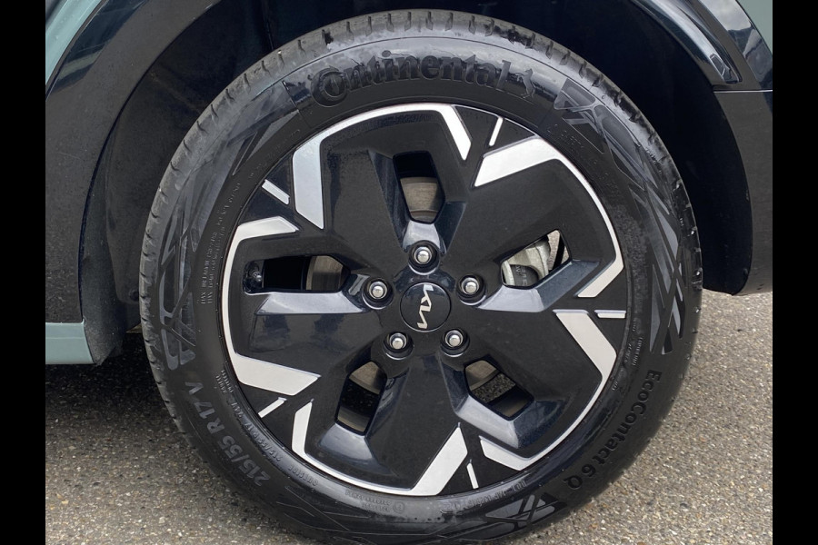 Kia Niro EV DynamicLine 64.8 kWh 1e Eigenaar | Originele NL Auto | Adaptieve Cruise Controle | Achteruitrijcamera | Navigatie | 3-fase | SOH 100% | Fabrieksgarantie tot 08-2029 | Rijklaar geleverd!