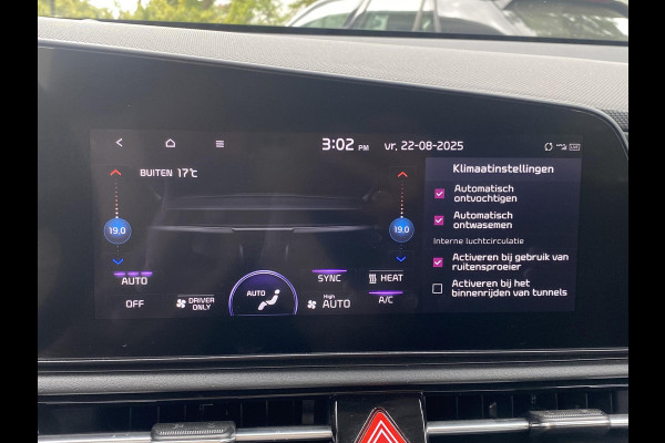 Kia Niro EV DynamicLine 64.8 kWh 1e Eigenaar | Originele NL Auto | Adaptieve Cruise Controle | Achteruitrijcamera | Navigatie | 3-fase | SOH 100% | Fabrieksgarantie tot 08-2029 | Rijklaar geleverd!