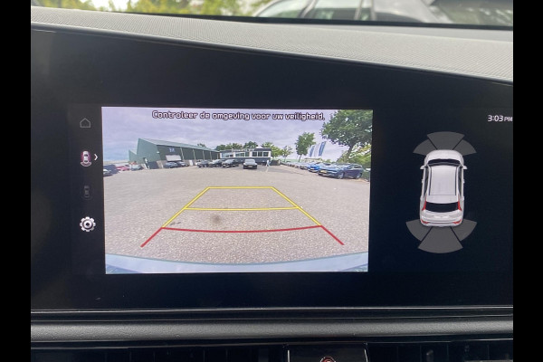Kia Niro EV DynamicLine 64.8 kWh 1e Eigenaar | Originele NL Auto | Adaptieve Cruise Controle | Achteruitrijcamera | Navigatie | 3-fase | SOH 100% | Fabrieksgarantie tot 08-2029 | Rijklaar geleverd!