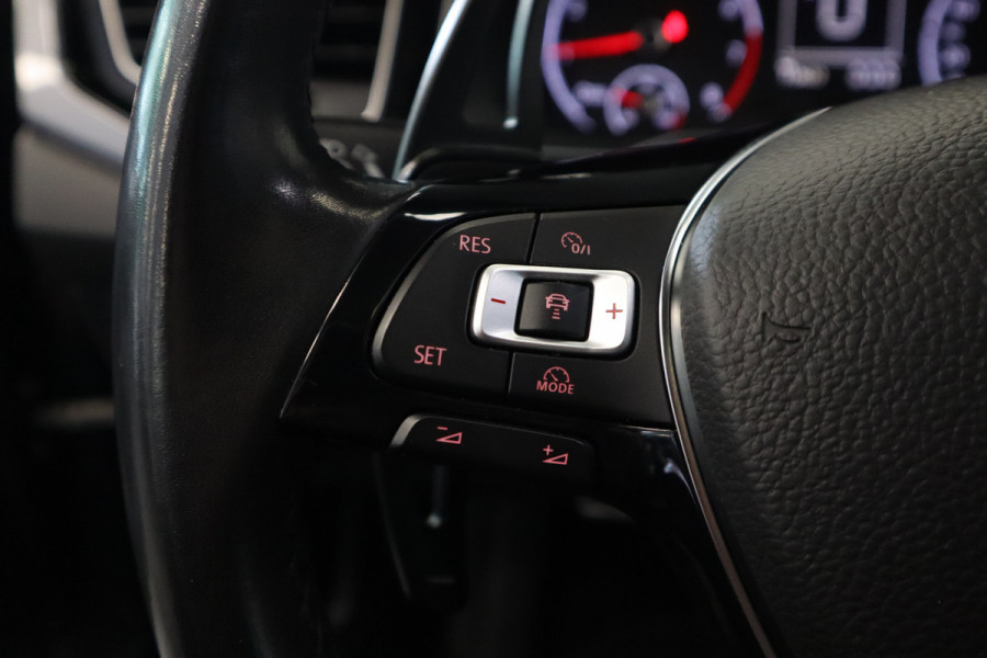 Volkswagen Polo 1.0 TSI Comfortline Panoramadak Navigatie Full-led