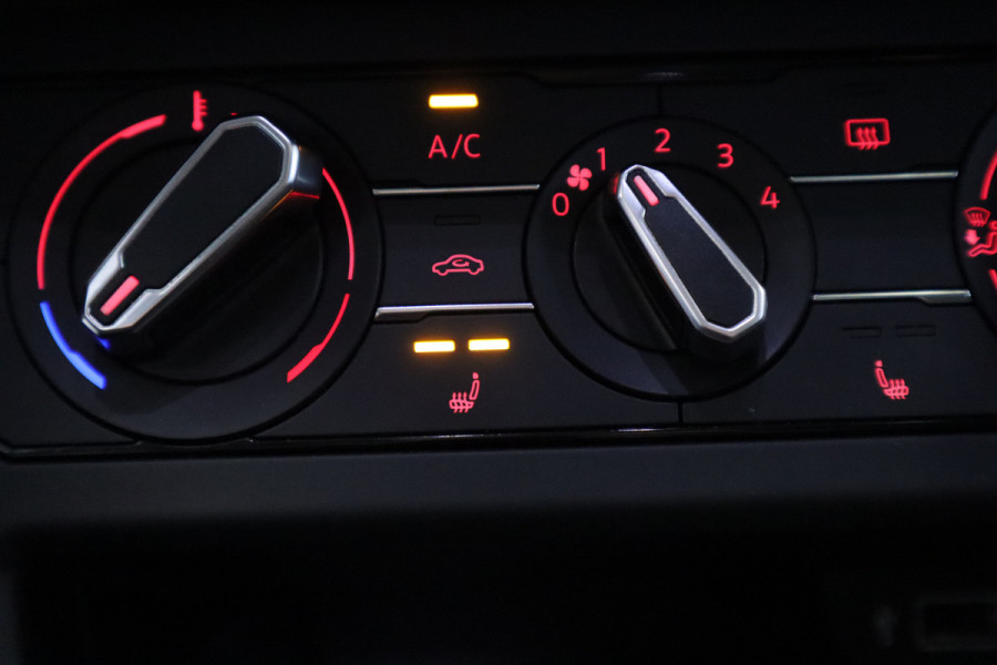 Volkswagen Polo 1.0 TSI Comfortline Panoramadak Navigatie Full-led