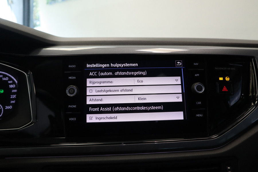 Volkswagen Polo 1.0 TSI Comfortline Panoramadak Navigatie Full-led
