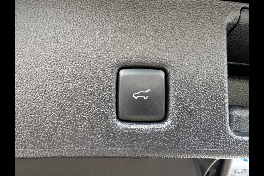 Ford Kuga 2.5 FHEV ST-Line X | SCI | 190pk | Driver Assistance Pack | Winterpack | Panoramadak | Technology Pack | Geen Stekker nodig | All Season banden