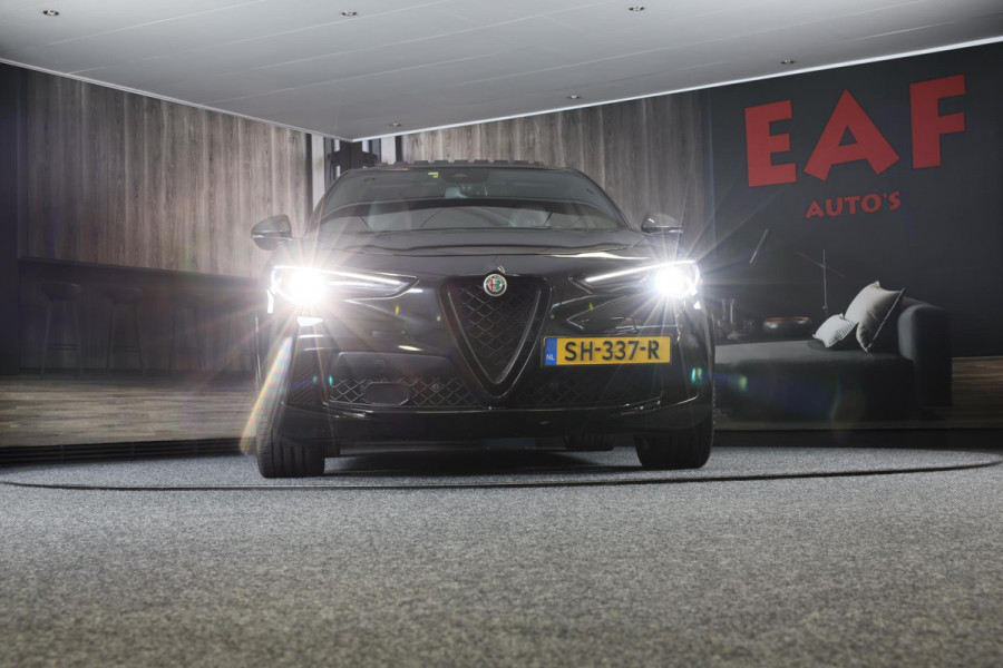 Alfa Romeo Stelvio 2.9 V6 AWD Quadrifoglio / 510 Pk / Acc / Lane Assist / Carbon / Camera / Open Panoramadak / Led / Pdc / 21 Inch