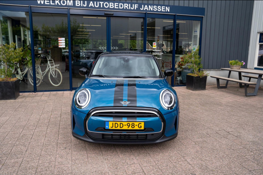MINI Cooper 1.5 Classic | Prijs rijklaar incl. 12 mnd garantie | Lmv Navi Camera Pdc Apple/Android Stoelverw