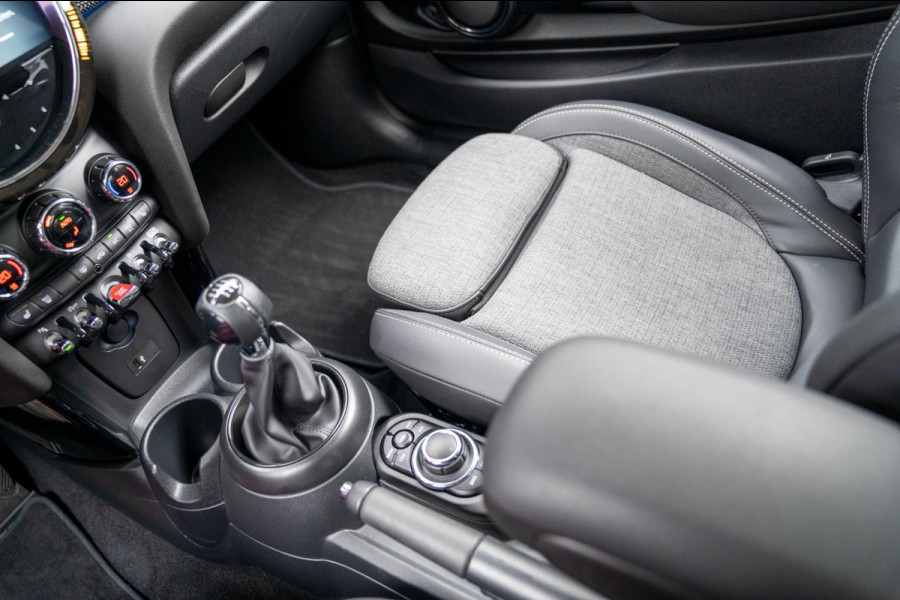 MINI Cooper 1.5 Classic | Prijs rijklaar incl. 12 mnd garantie | Lmv Navi Camera Pdc Apple/Android Stoelverw