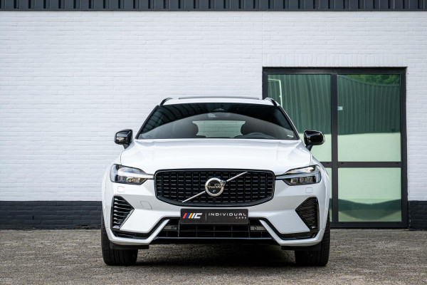Volvo XC60 2.0 T6 AWD R-Design 398pk Luchtvering 22'' Pano