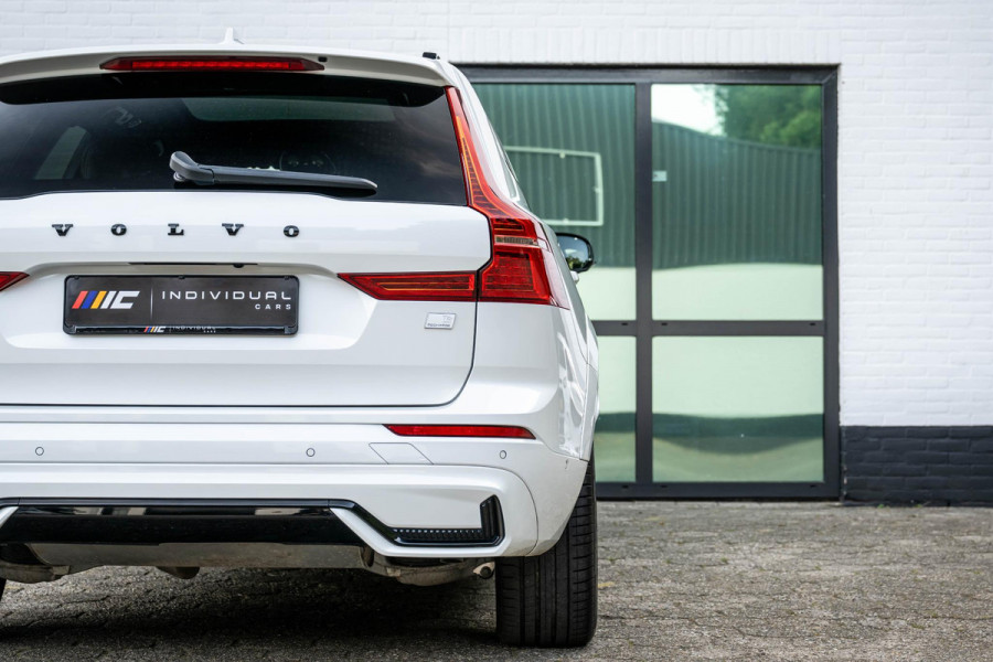 Volvo XC60 2.0 T6 AWD R-Design 398pk Luchtvering 22'' Pano
