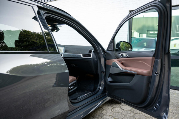 BMW X5 xDrive45e 394pk M-Sport 4-Wielsturing H/K Trekhaak