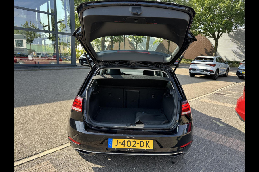 Volkswagen e-Golf E-DITION Dealer onderhouden | Origineel Nederlandse auto met NAP | Rijklaar geleverd met 12 mnd BOVAG Garantie