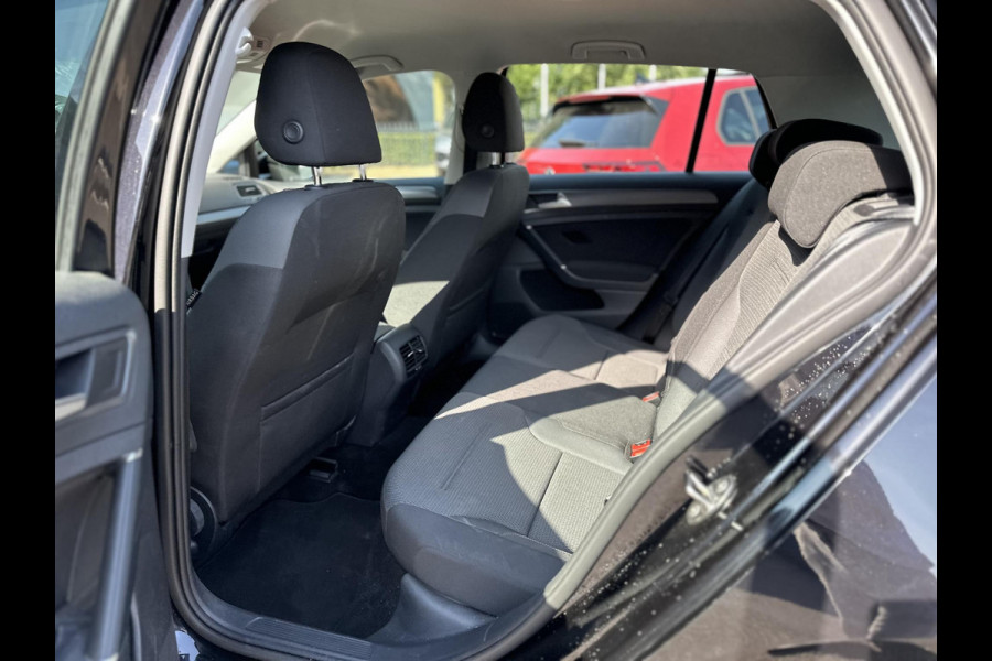 Volkswagen e-Golf E-DITION Dealer onderhouden | Origineel Nederlandse auto met NAP | Rijklaar geleverd met 12 mnd BOVAG Garantie