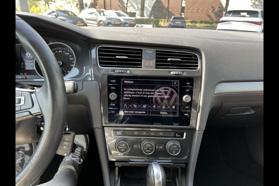 Volkswagen e-Golf E-DITION Dealer onderhouden | Origineel Nederlandse auto met NAP | Rijklaar geleverd met 12 mnd BOVAG Garantie