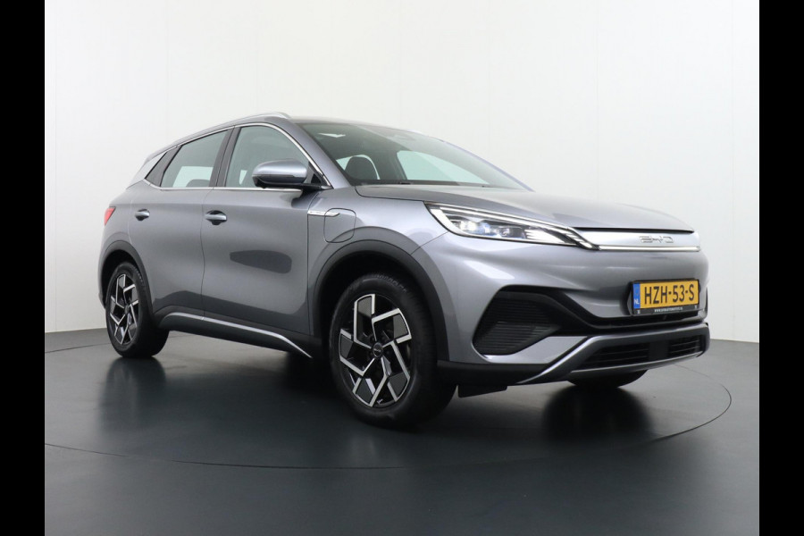 BYD ATTO 3 Design VAN: 29.900,- VOOR: 26.770,- UW HERFSTVOORDEEL: 3.130,- Complete Auto | Panoramadak | Elektrische Kofferbak | 360° Camera | Rijklaar incl. Fabrieksgarantie t/m 2029 | Aandrijflijn & Accu tot 2031!