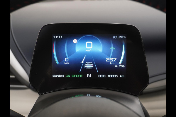 BYD ATTO 3 Design VAN: 29.900,- VOOR: 26.770,- UW HERFSTVOORDEEL: 3.130,- Complete Auto | Panoramadak | Elektrische Kofferbak | 360° Camera | Rijklaar incl. Fabrieksgarantie t/m 2029 | Aandrijflijn & Accu tot 2031!