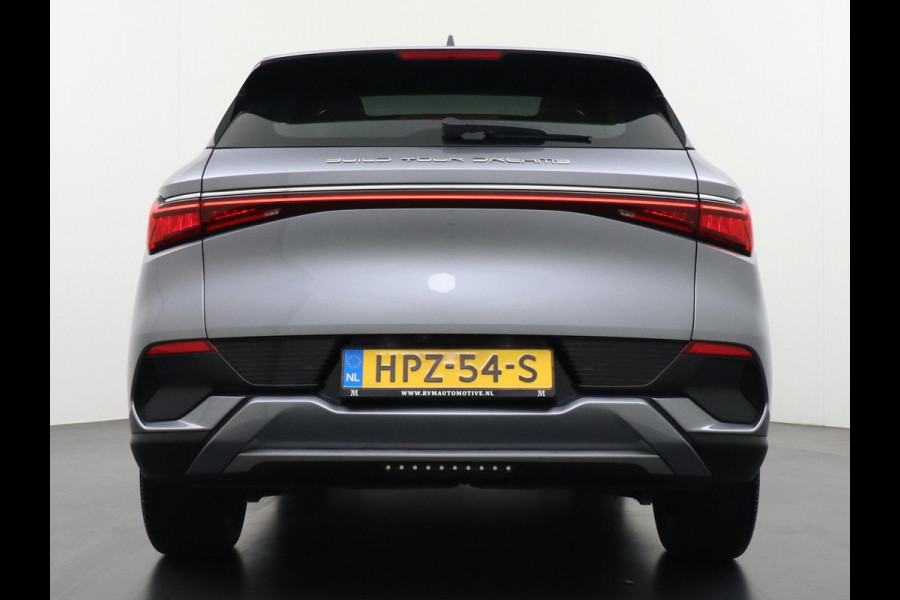 BYD ATTO 3 design VAN: 29.900,- VOOR: 26.770,- UW HERFSTVOORDEEL: 3.130,- Complete Auto | Panoramadak | Elektrische Kofferbak | 360° Camera | Rijklaar incl. Fabrieksgarantie t/m 2029 | Aandrijflijn & Accu tot 2031!