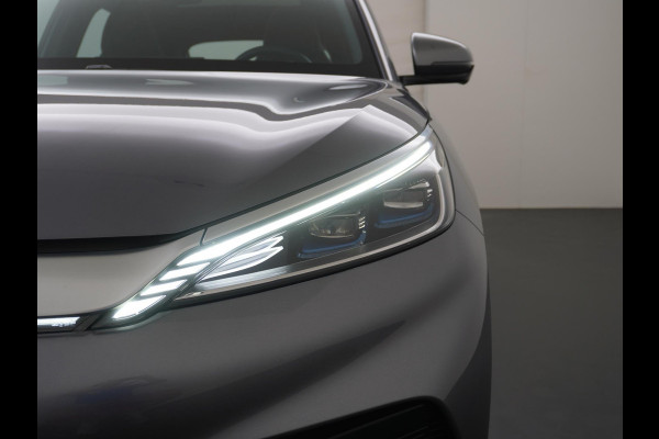 BYD ATTO 3 design VAN: 29.900,- VOOR: 26.770,- UW HERFSTVOORDEEL: 3.130,- Complete Auto | Panoramadak | Elektrische Kofferbak | 360° Camera | Rijklaar incl. Fabrieksgarantie t/m 2029 | Aandrijflijn & Accu tot 2031!