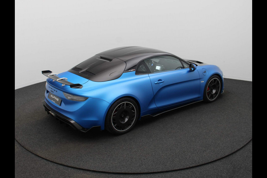 ALPINE A110 R 300pk Aerocarbon velgen | Focal Premium | Camera