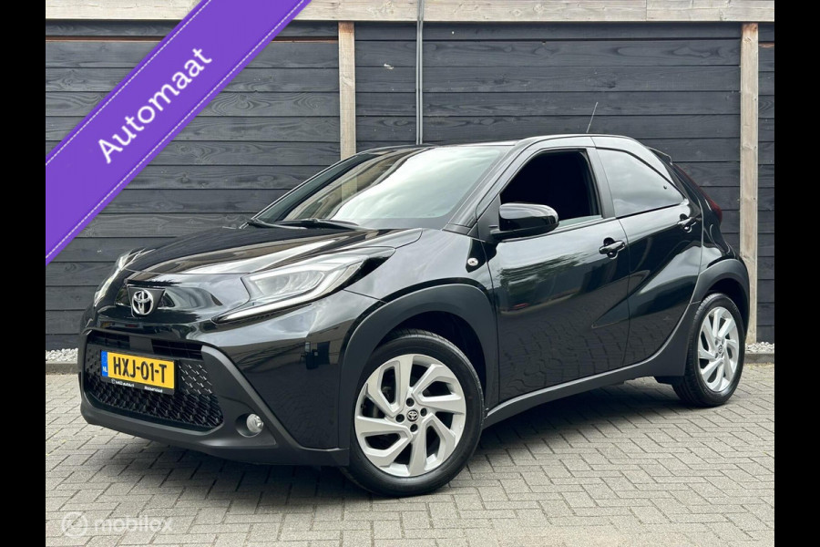 Toyota Aygo X 1.0 VVT-i S-CVT Automaat LED verl. / LM / Clima / Carplay / 10.250KM!!!