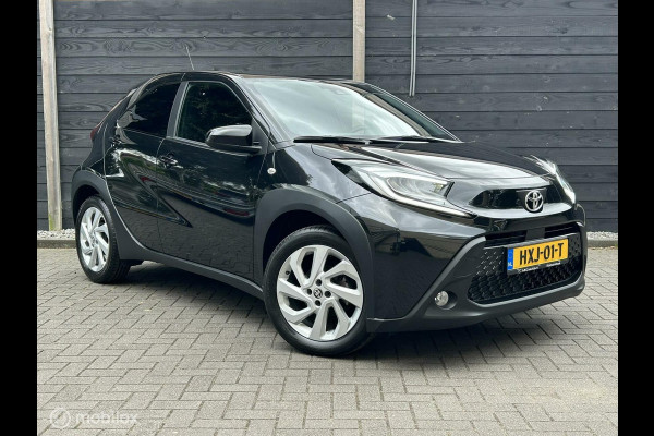 Toyota Aygo X 1.0 VVT-i S-CVT Automaat LED verl. / LM / Clima / Carplay / 10.250KM!!!